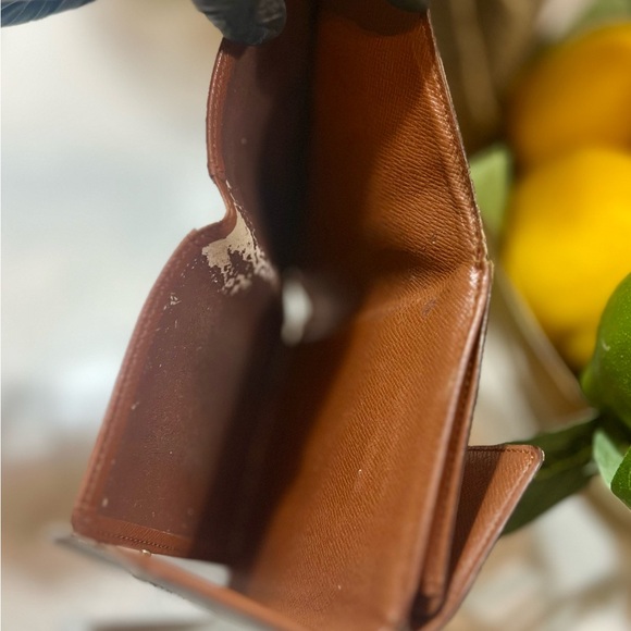 Louis Vuitton Monogram Compact Elise Wallet - Picture 4 of 7